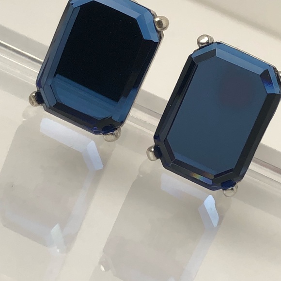 VTG EMERALD CUT BLUE MIRROR GLASS EARRINGS - Picture 9 of 13